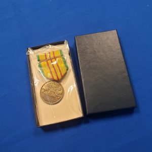 medal-vietnam-service-in-the-original-1969-dated-box-of-issue-ribbon