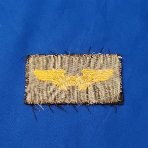 wing-instr-wwii-cloth-gold-on-green-officers-material