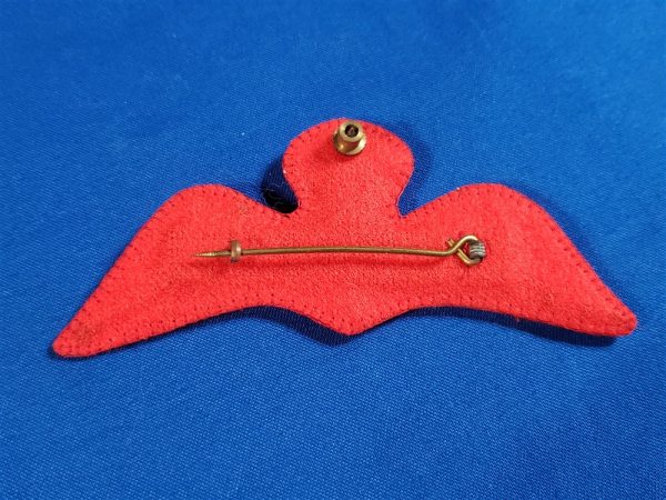 thai-jump-wings-vietnam-era-pin-back-with-nut-basic-level