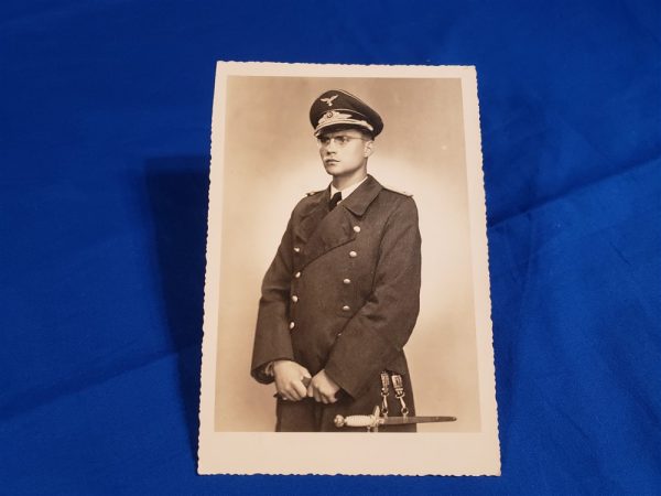 photo-wwii-german-luftwaffe-officer-ofc-back-with-dagger-overcoat