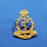 cap-badge-wwii-canada-canadian-medical-royal-corps-enlisted