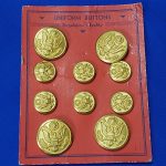 buttons-wwii-issue-dress-on-red-card-of-sale-army-world-war-two