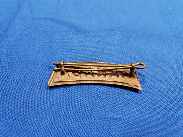 canadian-1915-dated-shoulder-title-for-field-uniform-single-cotter-pin