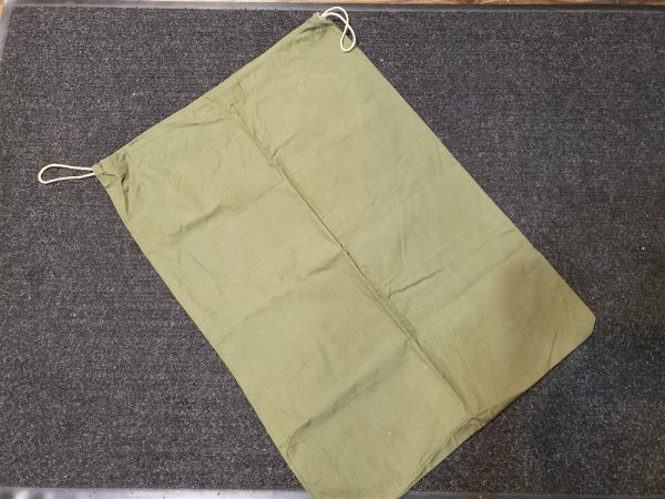 clothing-bag-vn-vietnam-issue-ripstop-unissued-condition