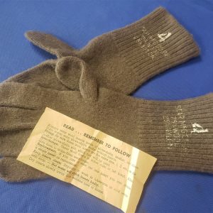 wwii-glove-inserts-wool-with-instructions-for-leather-type