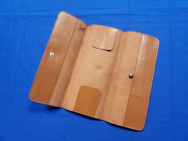 hon-discharge-folder-wwii-brown-russet-for-storage-of-documents