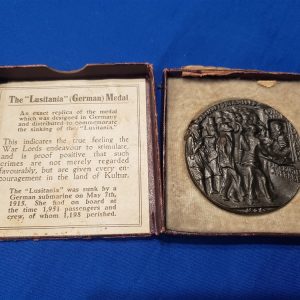 lusitania-war-medal-british-knock-off-of-German-medal-in-box-with-paper-lid