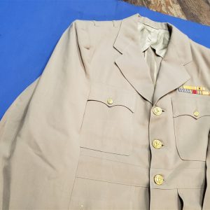 uniform-navy-ofc-tans-wwii-tropical-with-sewn-on-ribbons