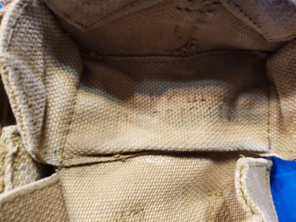 british-wwii-prototype-proto-pouches-1944-1945-dated-quick-release-pattern