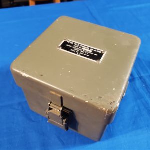 prc68-field-strength-meter-1961-dated-for-the-testing-of-radios-in-the-field-antenna