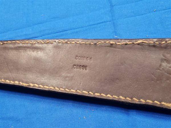 british-smatchet-cover-1944-dated-leather-for-the-jungle-type-machete-wwii