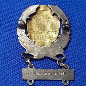 usmc-mp-shooting-badge-for-pistol-sterling-with gold-mp-badge-pin-back-vn-era