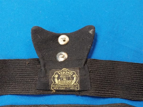 visor-uscg-insignia-world-war-two-sterling-with-gold-and-mohair