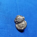 diver-2nd-class-wwii-badge-sterling-clutch-back-front-full size