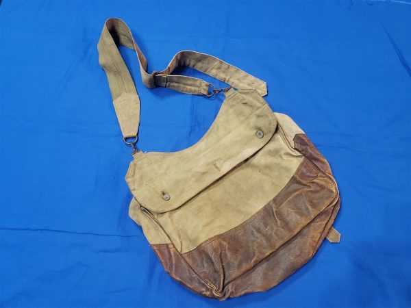 haversack-wwi-ofc-officers-named-for-the-sam-brown-belt-system-with-original-strap-leather-bottom