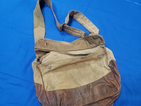 haversack-wwi-ofc-officers-named-for-the-sam-brown-belt-system-with-original-strap-leather-bottom