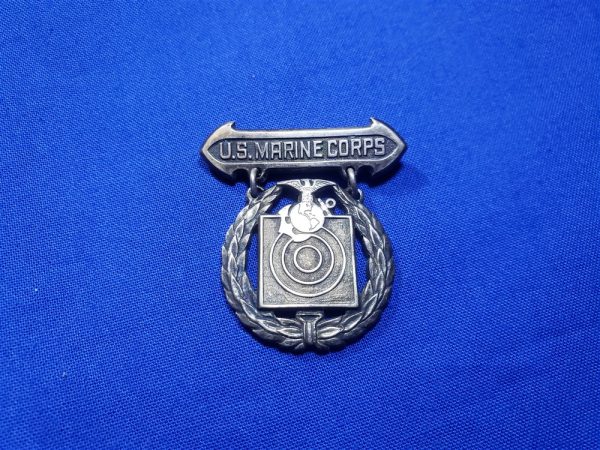 badge-usmc-qual-qualification-sterling-wwii-shooting-p37-pin-size