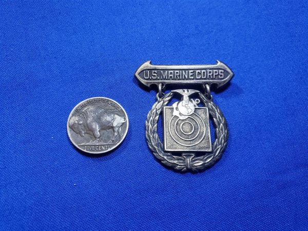 badge-usmc-qual-qualification-sterling-wwii-shooting-p37-pin-size