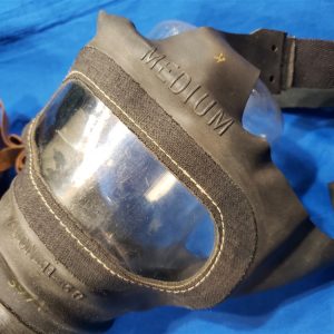 gas-mask-wwii-british-civilian-civ-in-original-carry-box-case-1939-dated-and-well-marked-size-medium