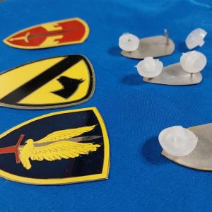 dui-beer-can-set-group-vietnam-vn-1st-cavalry-aviation-macv-plastic-clutches