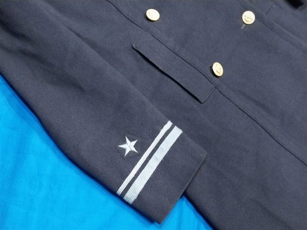 wwii-womans-overcoat-female-navy-waves-wool-blue-excellent-condition-ltjg-with-cuff-braids