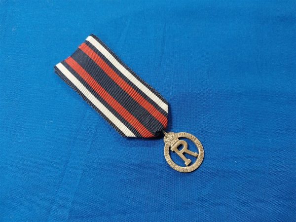 queen-alexandria-nursing-reserve-medal-british-world-war-two-issue-with-ribbon.