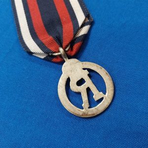 queen-alexandria-nursing-reserve-medal-british-world-war-two-issue-with-ribbon.