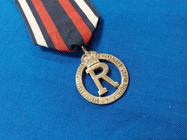 queen-alexandria-nursing-reserve-medal-british-world-war-two-issue-with-ribbon.