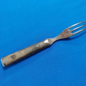 civil-war-period-fork-with-three-tines-wooden-handle-1880