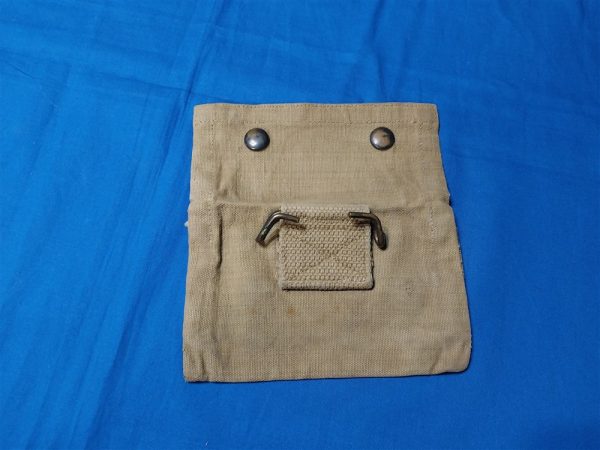 Pencil-and-wound-tag-pouch-for-the-enlisted-medical-belt-ten-pocket-manufactured-by-mills