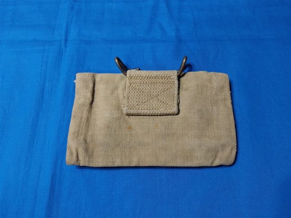 Pencil-and-wound-tag-pouch-for-the-enlisted-medical-belt-ten-pocket-manufactured-by-mills