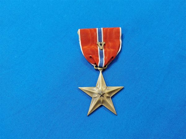 world-war-two-bronze-star-no-name-with-valor-device