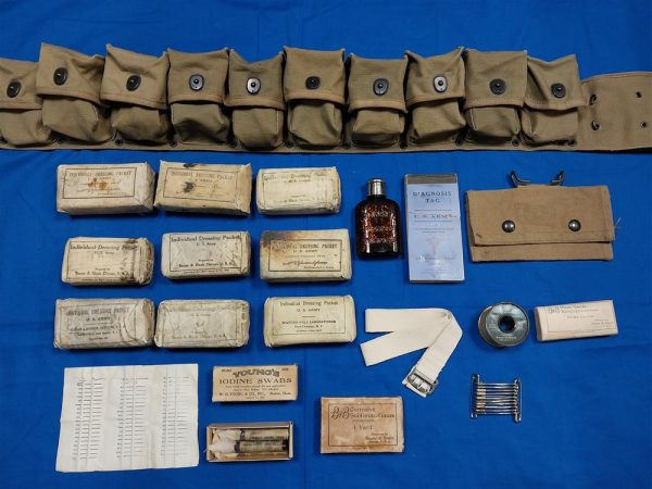 enlisted-medical-belt-wwi-world-war-one-with-partial-contents-bandages-bottle-pouch-wound-tags-and-tape-other-items-as-well-excellent-all-original