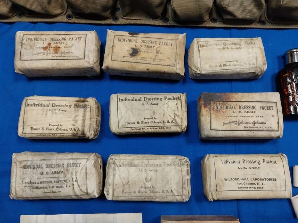 enlisted-medical-belt-wwi-world-war-one-with-partial-contents-bandages-bottle-pouch-wound-tags-and-tape-other-items-as-well-excellent-all-original