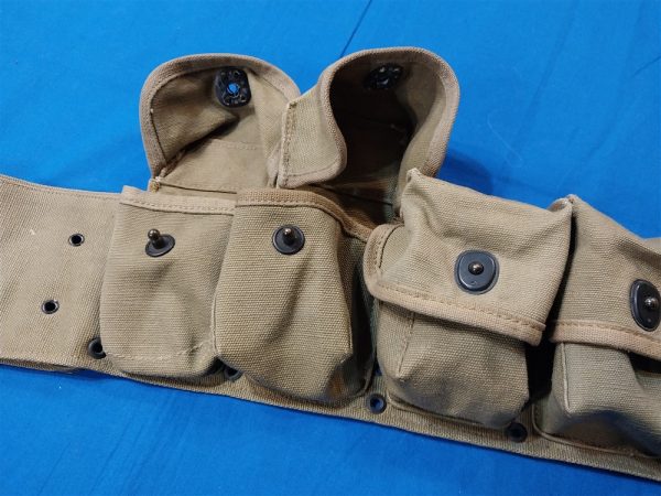 enlisted-medical-belt-wwi-world-war-one-with-partial-contents-bandages-bottle-pouch-wound-tags-and-tape-other-items-as-well-excellent-all-original