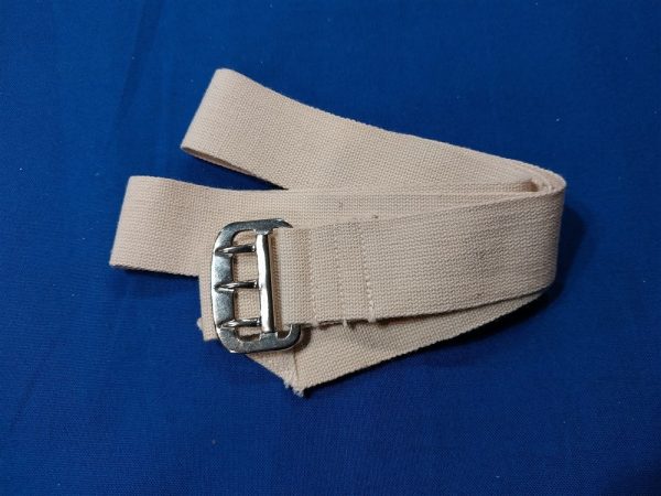 enlisted-medical-belt-wwi-world-war-one-with-partial-contents-bandages-bottle-pouch-wound-tags-and-tape-other-items-as-well-excellent-all-original