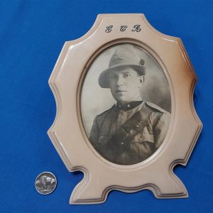 world-war-two-photo-and-frame-italian-alpine-soldier-2nd-bakelite-celuoid-made-large-excellent