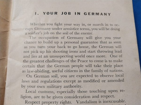 guide-to-germany-occupation-printed-in-1944-pocket-sized-48-pages