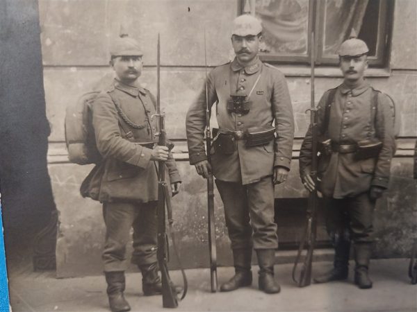 german-real-picture-post-card-world-war-one-rppc-soldiers-4-unit-identified