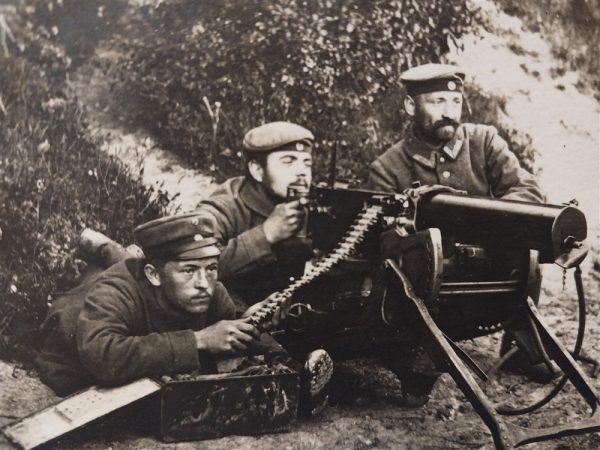 rppc-photo-postcard-of-german-machine-gun-mg-crew-ready-for-action