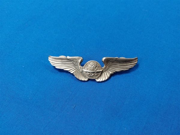 world-war-two-set-of-navigator-wings-full-size-sterling-marked-clutch-back