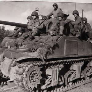 autographs-by-fury-tank-drivers-world-war-two-on-glossy-photo-germany-1944