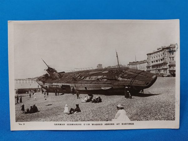 real-picture-post-card-set-of-5-beaching-of-u-118-submarine-german-in-1919-in-hastings-england