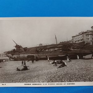 real-picture-post-card-set-of-5-beaching-of-u-118-submarine-german-in-1919-in-hastings-england