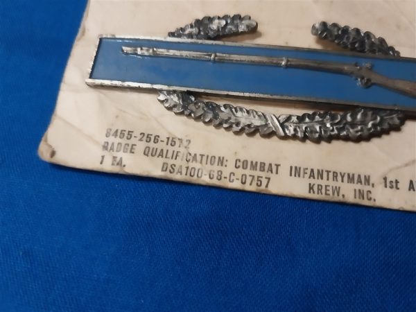 1968-dated-combat-infantry-badge-in-sterling-silver-by-krew-on-the-original-contract-card-vietnam-era