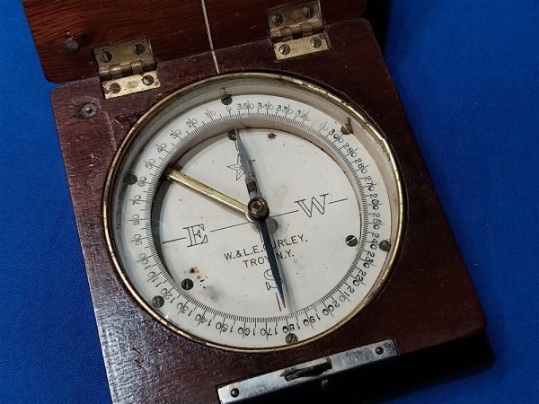 compass-world-war-one-engineer-with-wooden-box-dated-1918-produced-by-girley-working-condition-eng