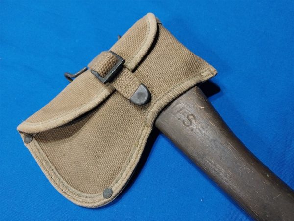 world-war-one-hatchet-with-original-cover-enlisted-medical-belt-1918-dated-canvas