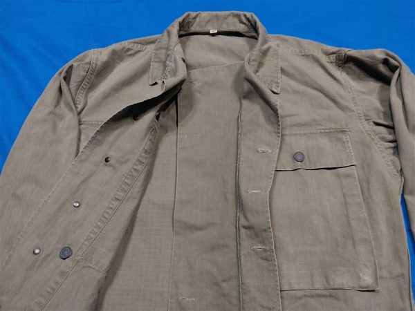 world-war-two-army-battle-jacket-in-harringbone-twill-size-38-r-condition-is-excellent-with-black-star-buttons-and-gas-flap