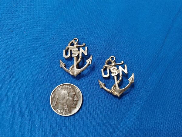 world-war-two-set-of-navy-collar-insignia-sterling-silver-matched-pair