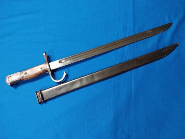 world-war-two-japanese-training-bayonet-type-97-with-matching-scabbard-100-correct-early-quillion